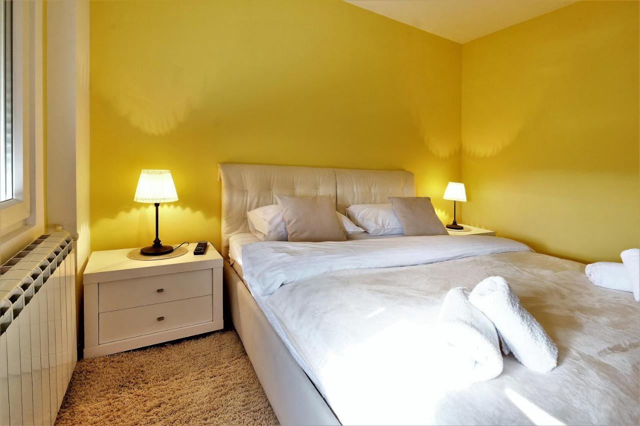 Apartment Bella Art Belgrade Luaran gambar